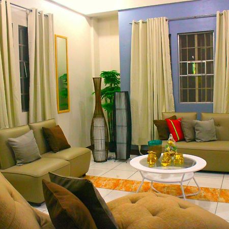 Tagaytay Modern Guesthouse - City Center تاجيتاي المظهر الخارجي الصورة