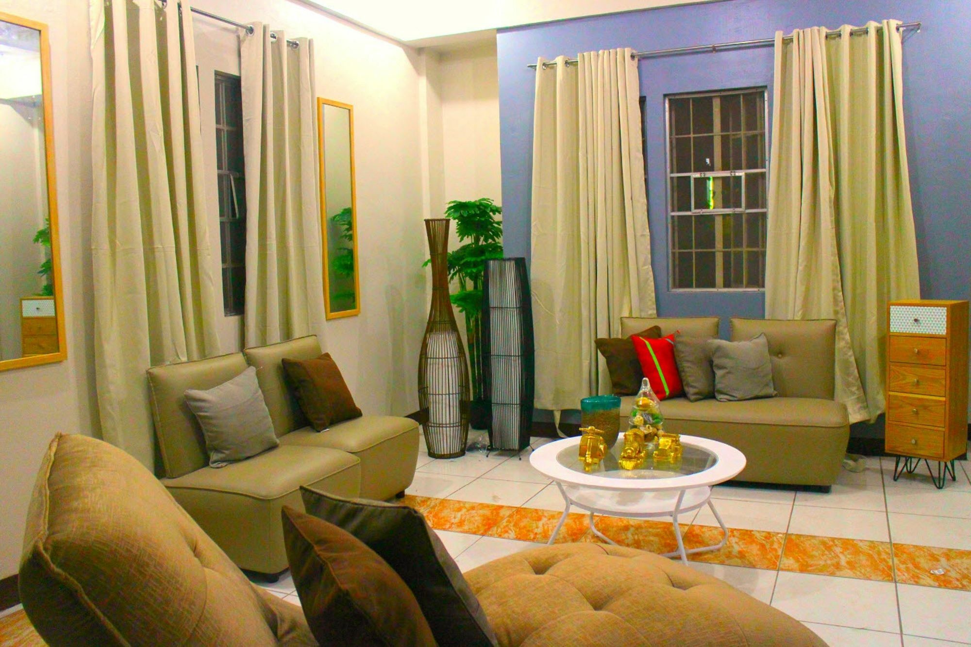 Tagaytay Modern Guesthouse - City Center تاجيتاي المظهر الخارجي الصورة