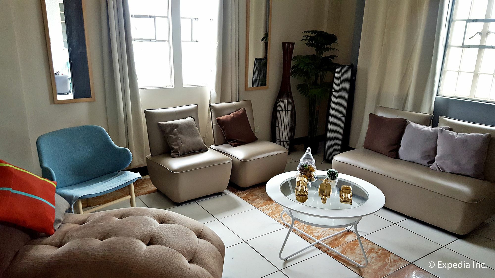Tagaytay Modern Guesthouse - City Center تاجيتاي المظهر الخارجي الصورة
