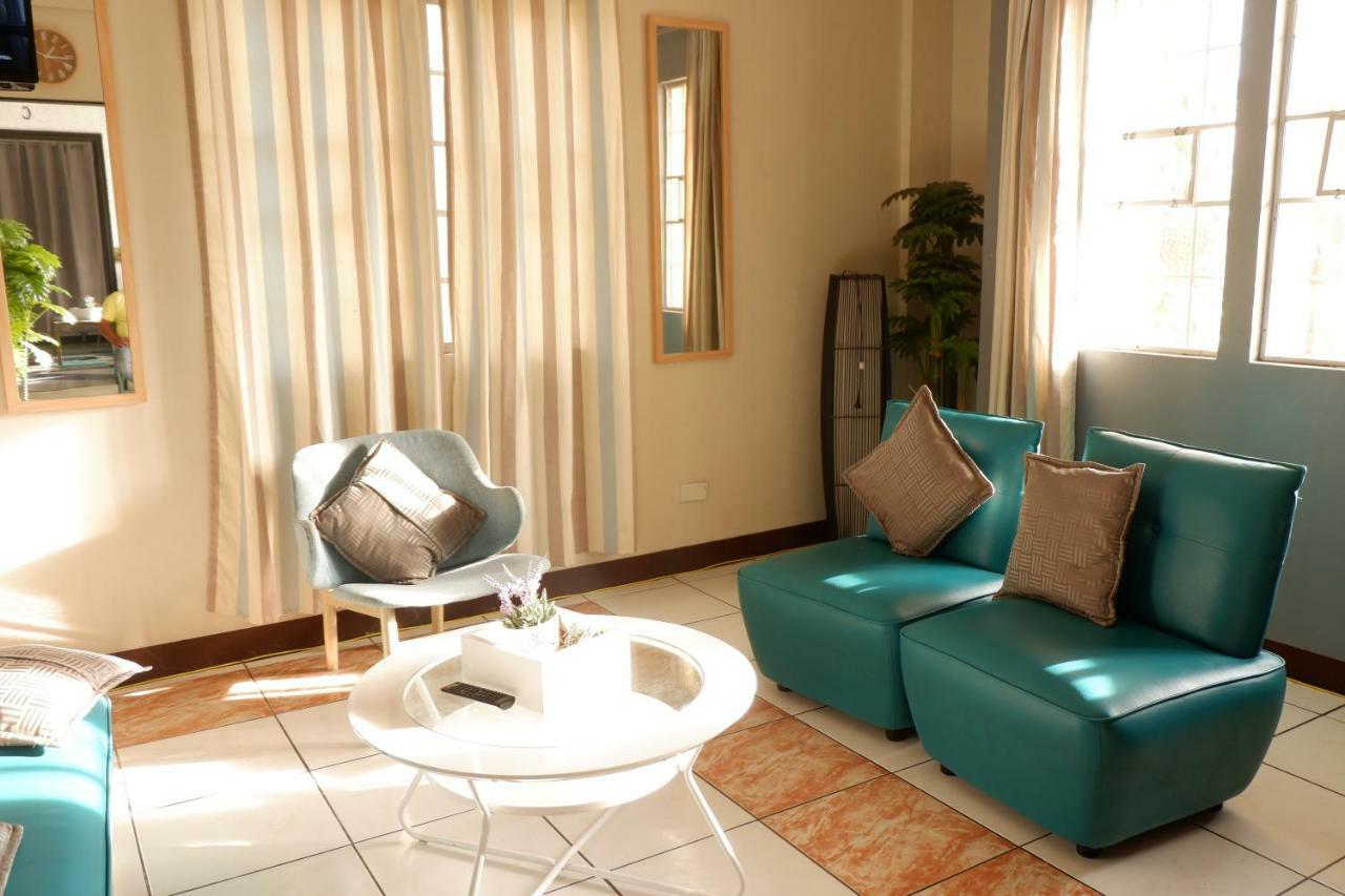Tagaytay Modern Guesthouse - City Center تاجيتاي المظهر الخارجي الصورة